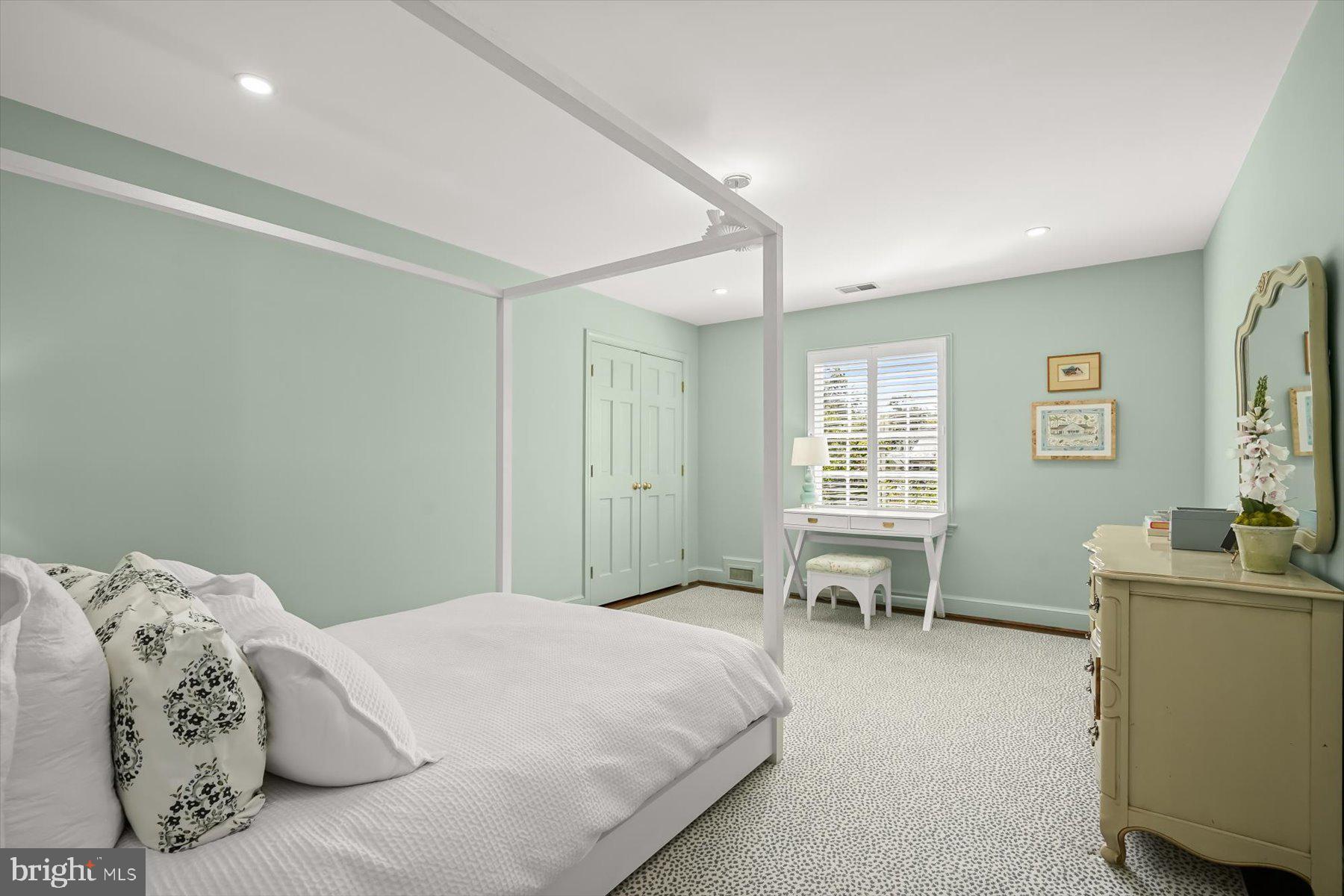 4921 TILDEN STREET NW