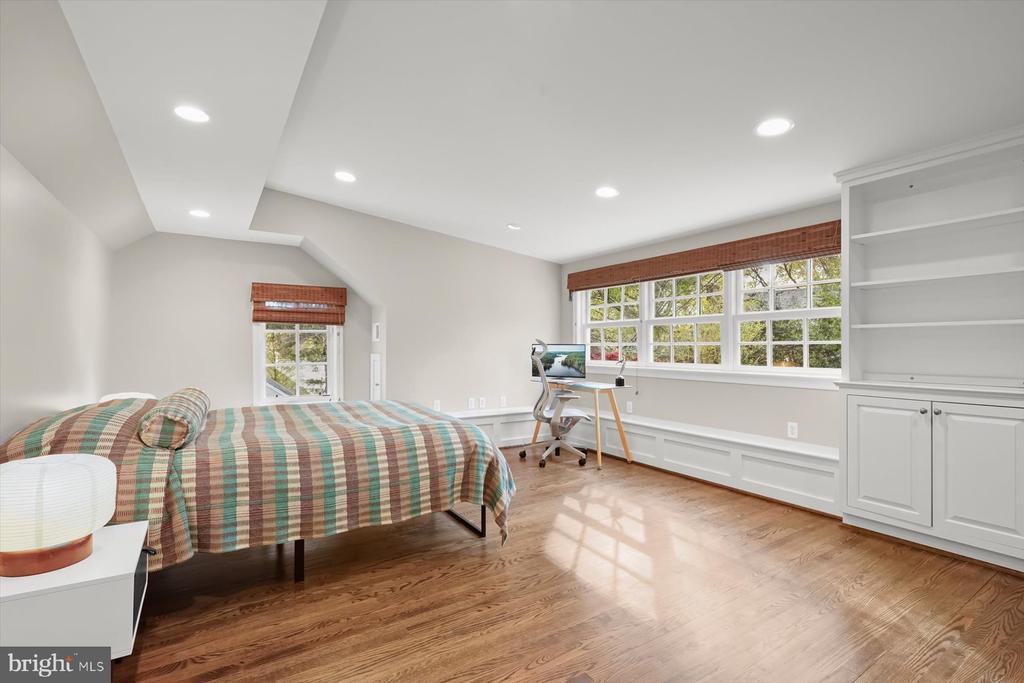 5706 ROCKMERE DRIVE