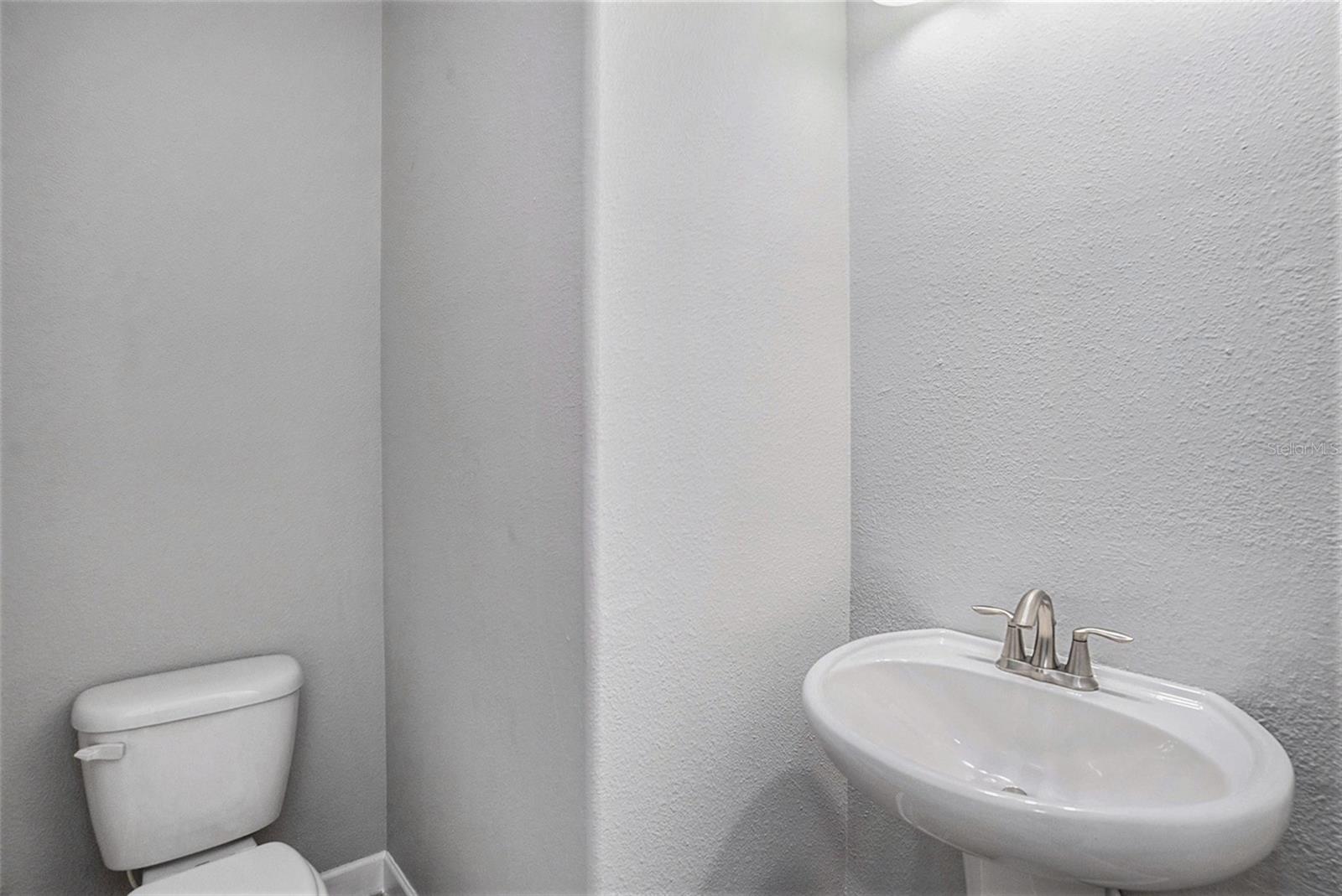 2748 LANTERN HILL AVE