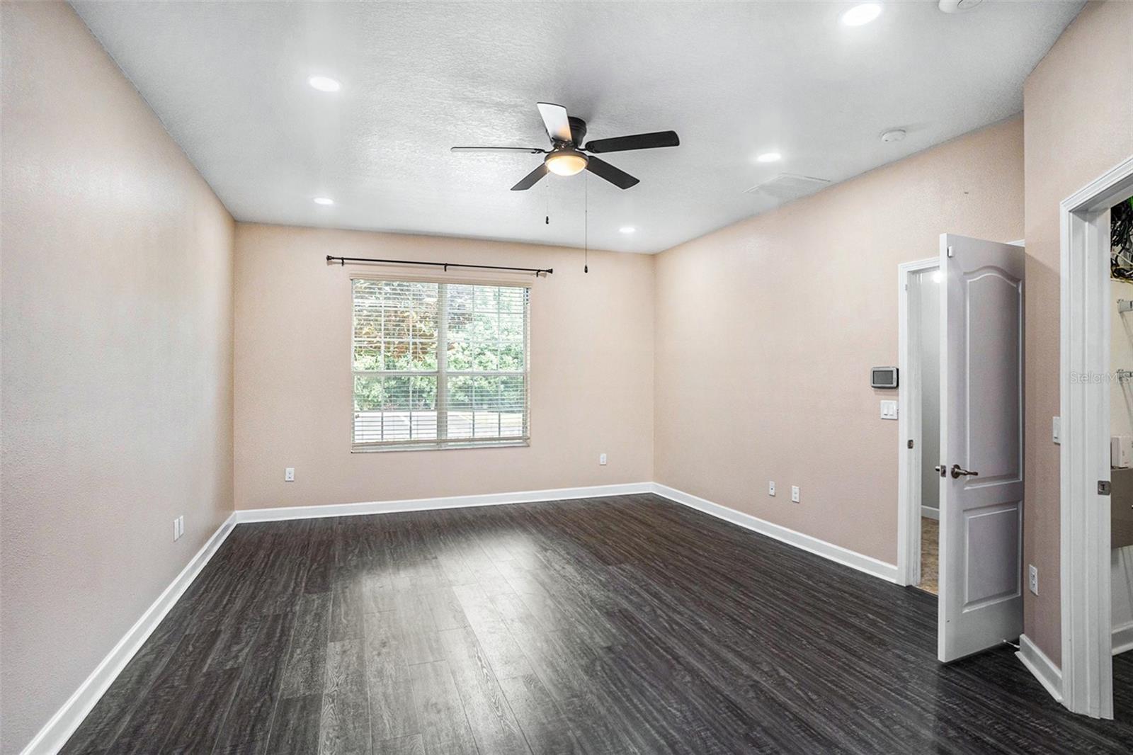 2748 LANTERN HILL AVE