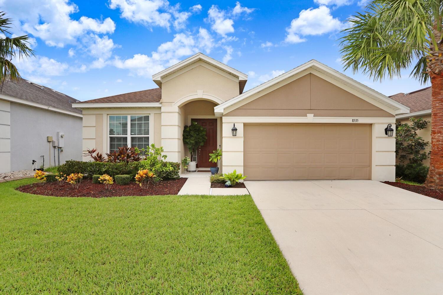 8535 GRAND ASPEN WAY