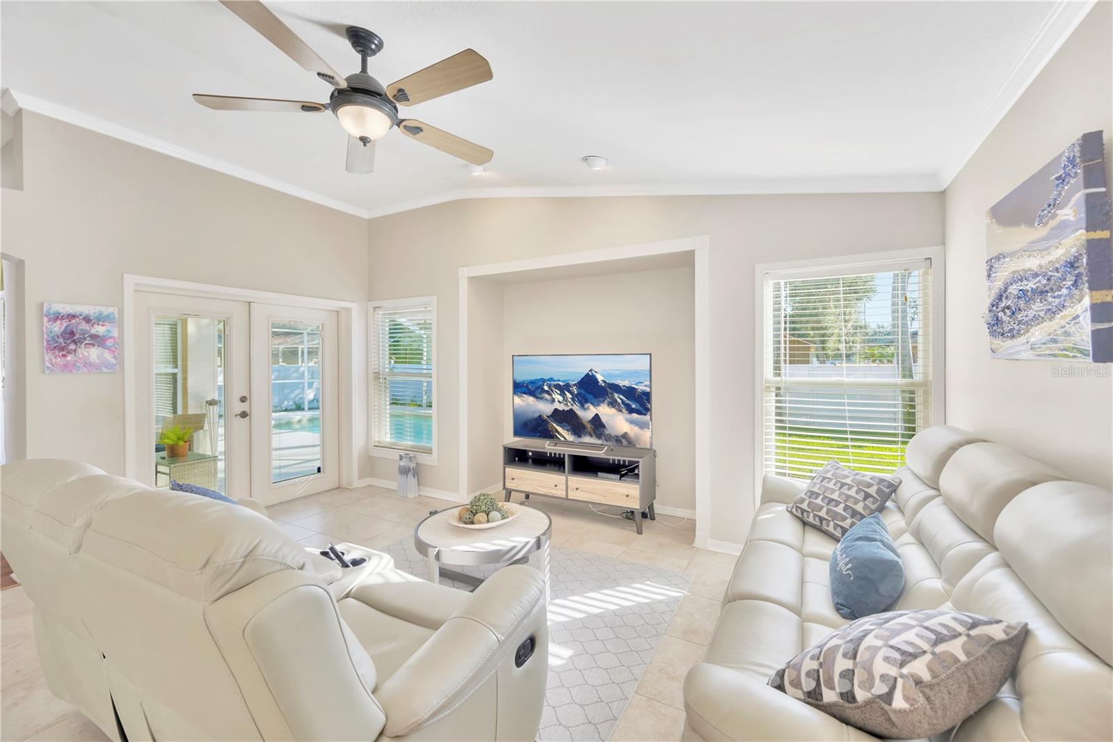 3714 TREELINE DR