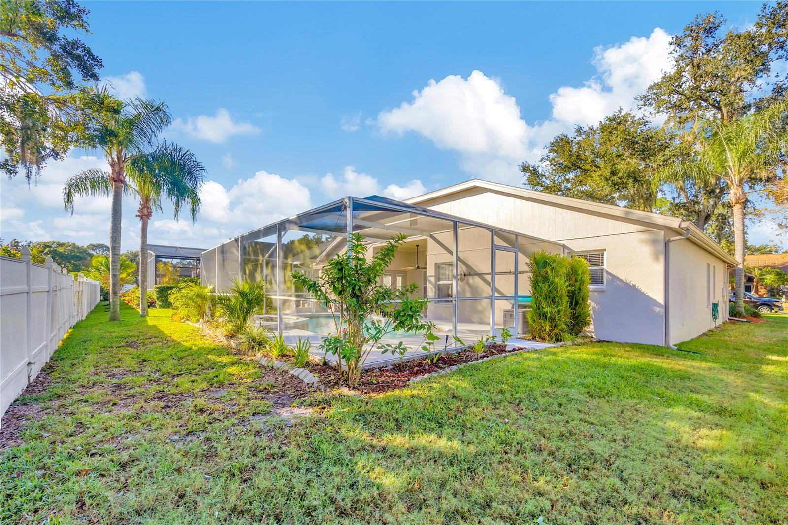3714 TREELINE DR