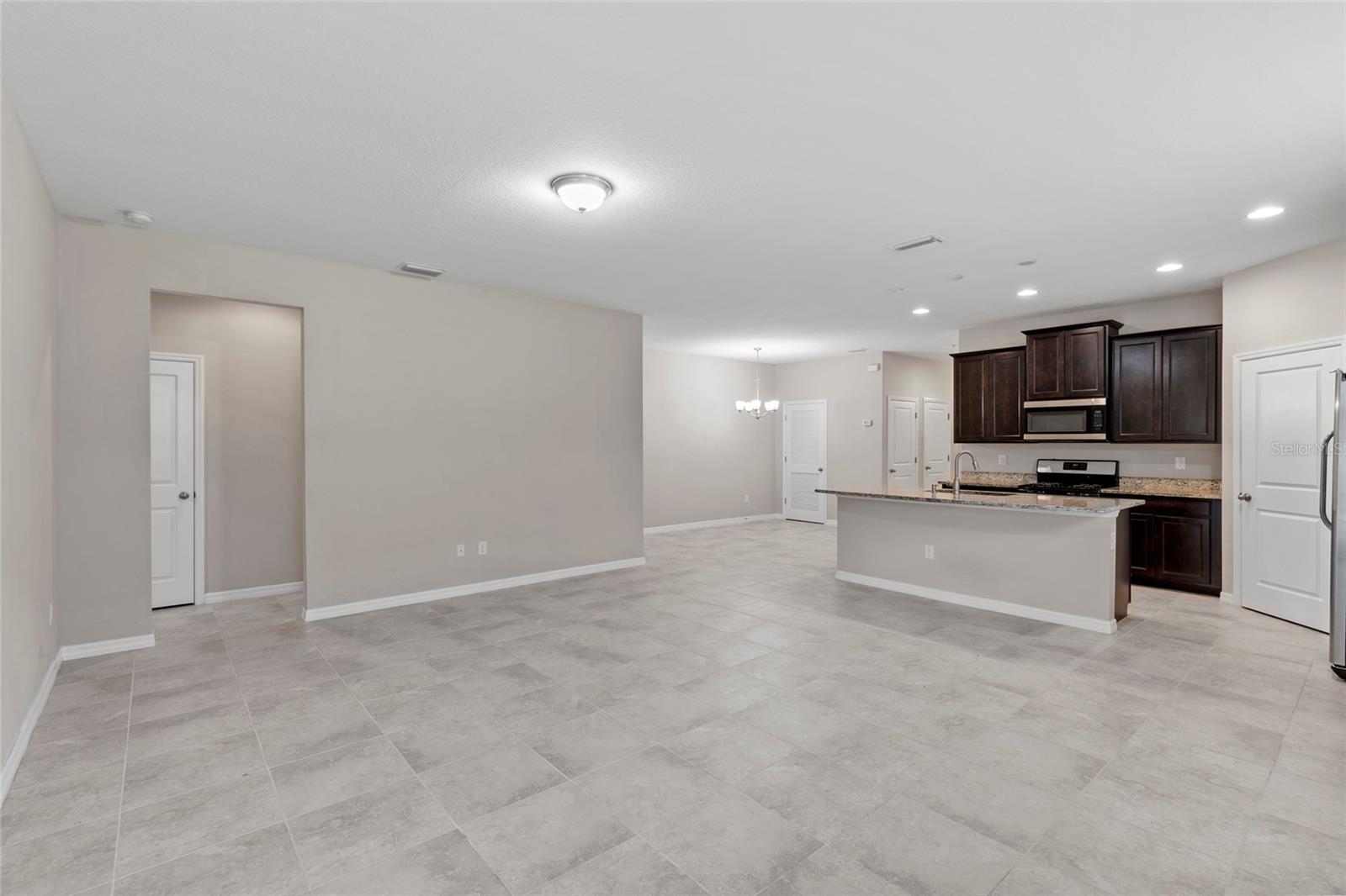 6310 SUNSAIL PL