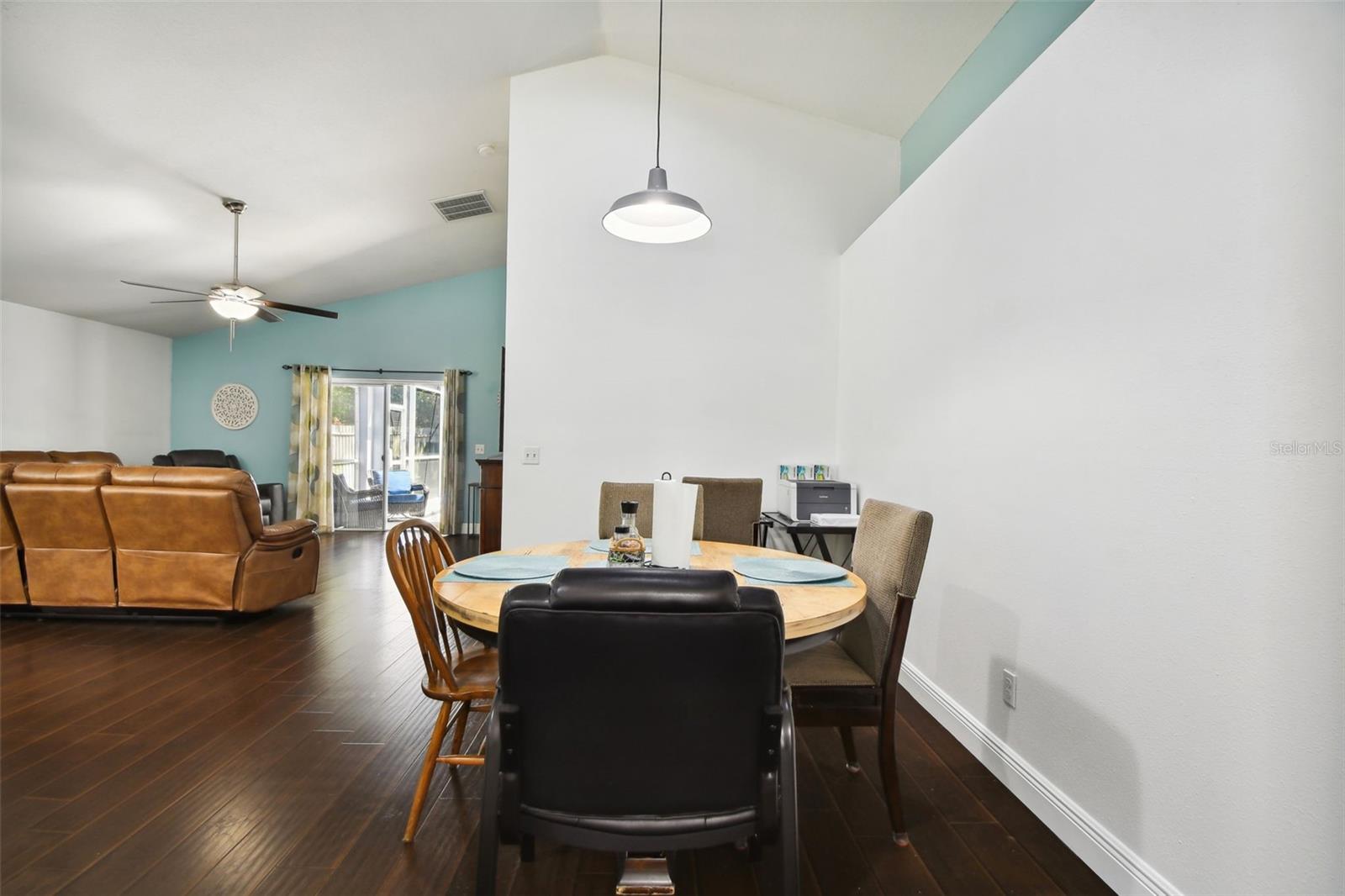 7611 WILTSHIRE PARK PL