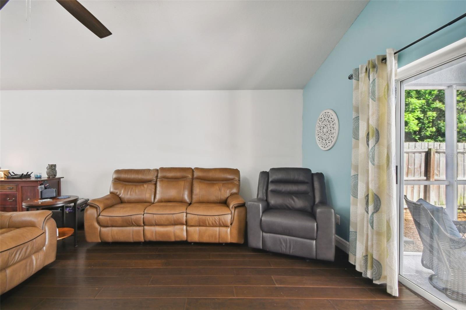 7611 WILTSHIRE PARK PL