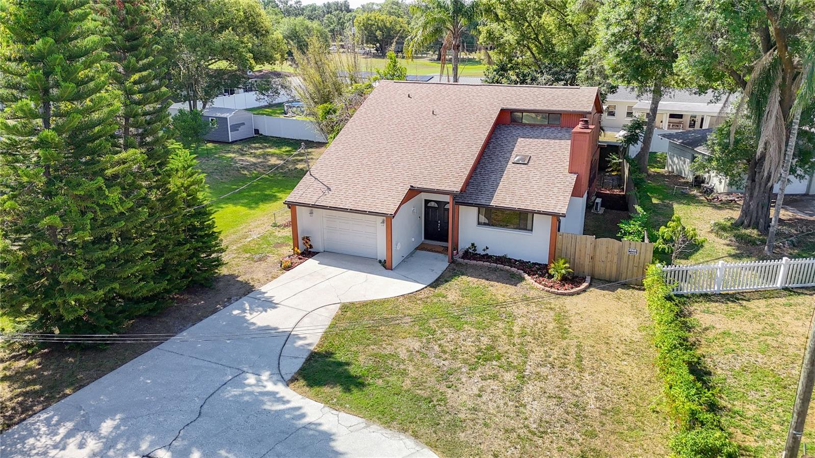 11509 FOREST HILLS DR