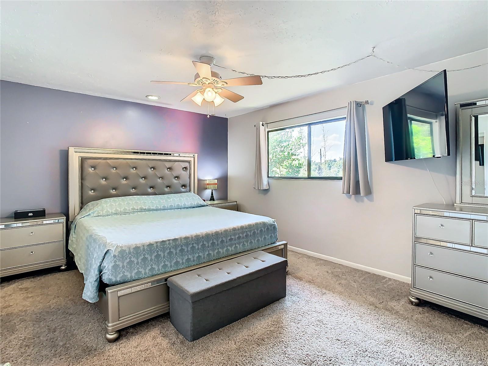 11509 FOREST HILLS DR