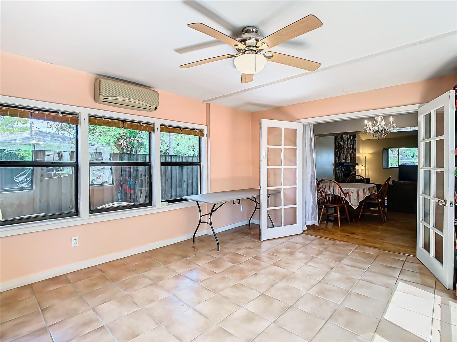 11509 FOREST HILLS DR