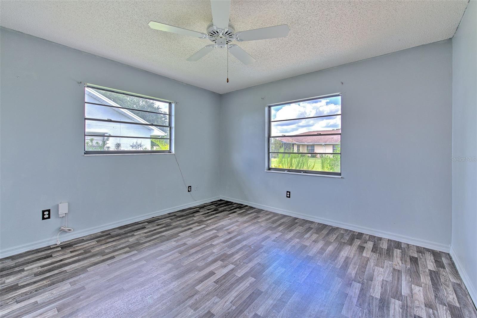 1623 BENTWOOD DR