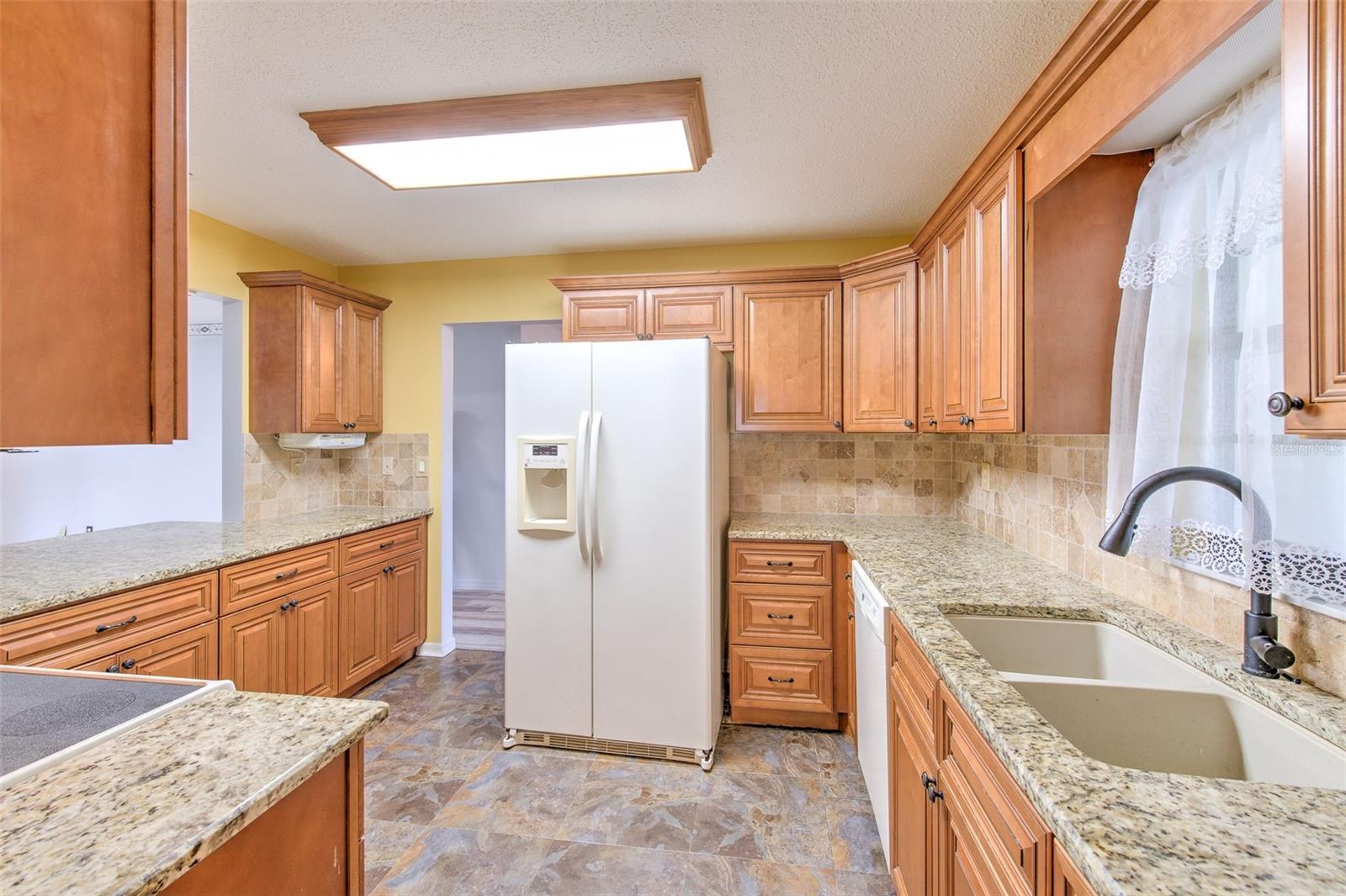 1623 BENTWOOD DR