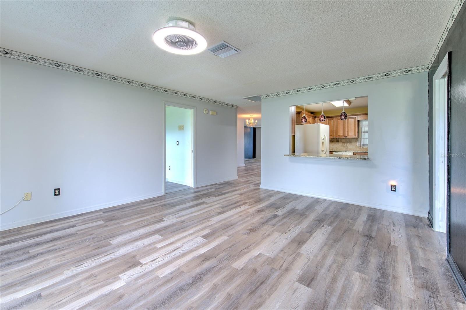 1623 BENTWOOD DR