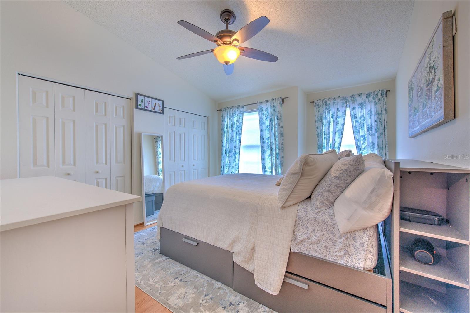 611 KENSINGTON LAKE CIR