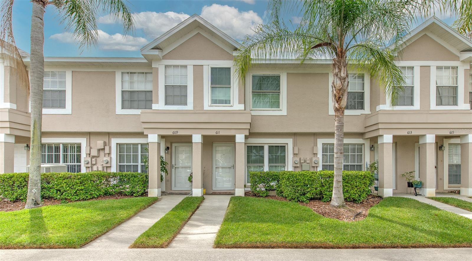 611 KENSINGTON LAKE CIR