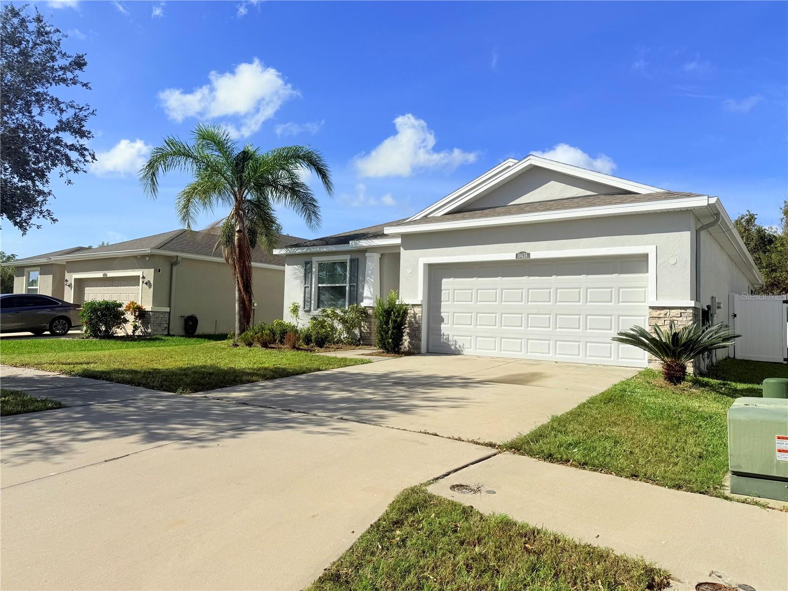 10436 SCENIC HOLLOW DR