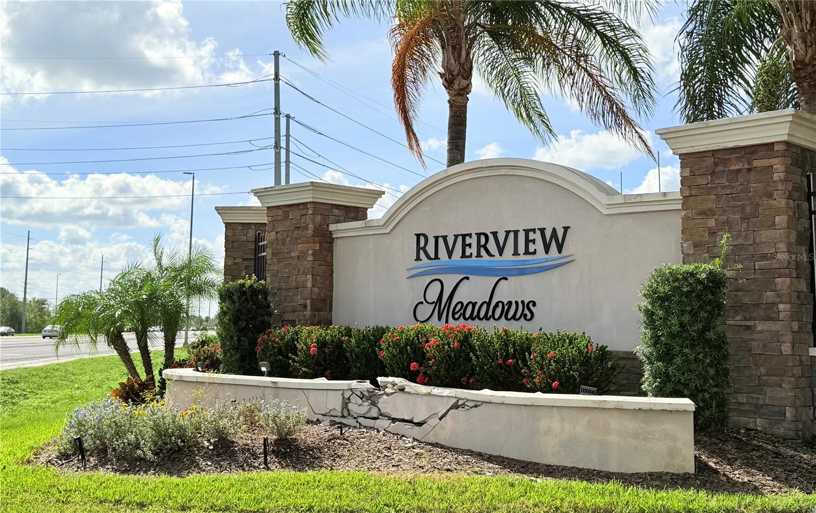 10436 SCENIC HOLLOW DR