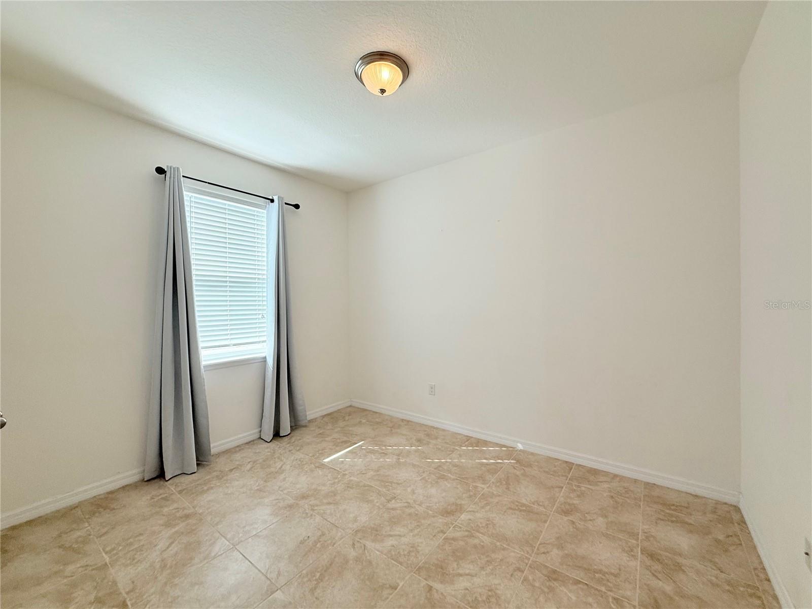 10436 SCENIC HOLLOW DR