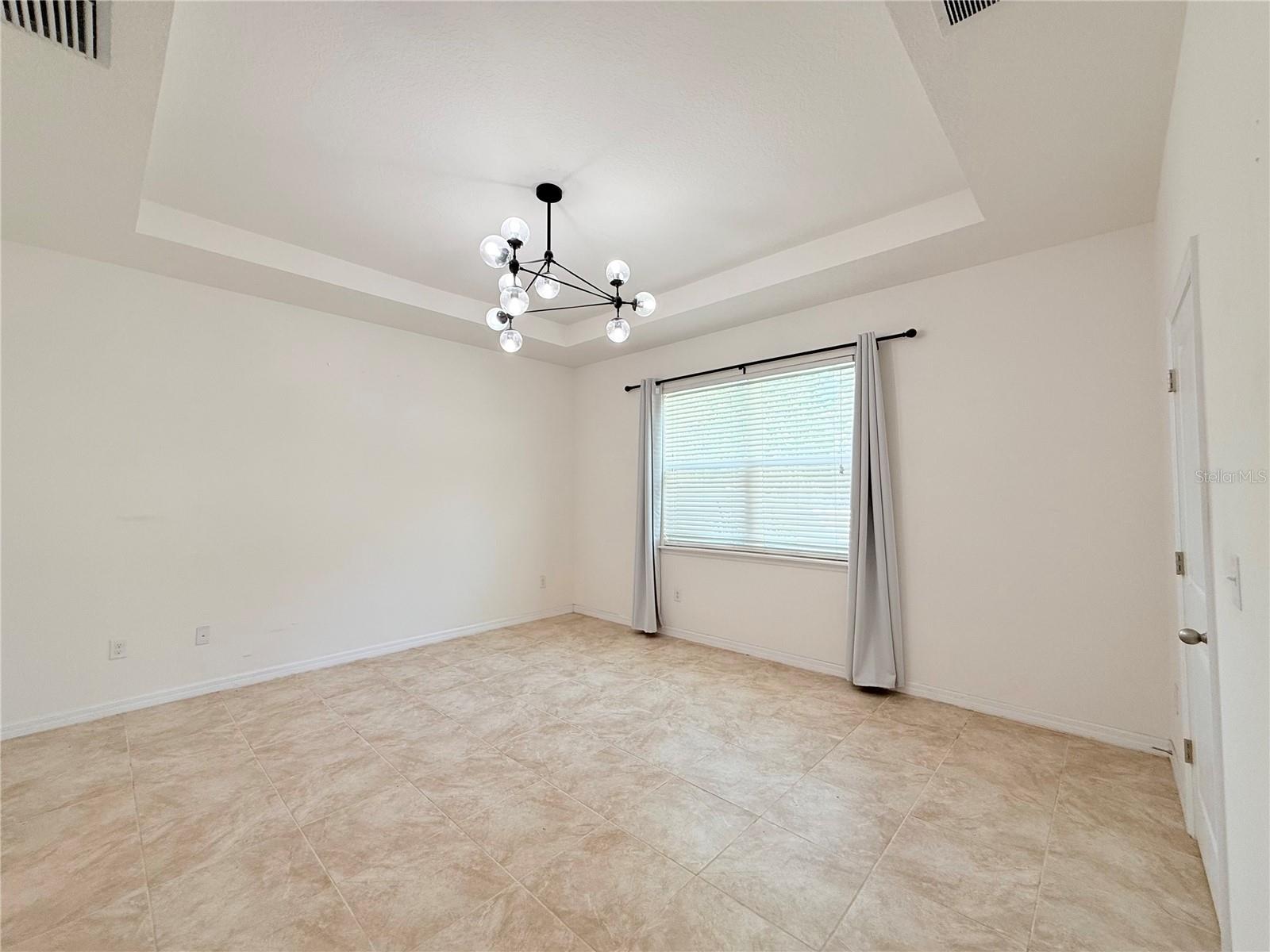 10436 SCENIC HOLLOW DR