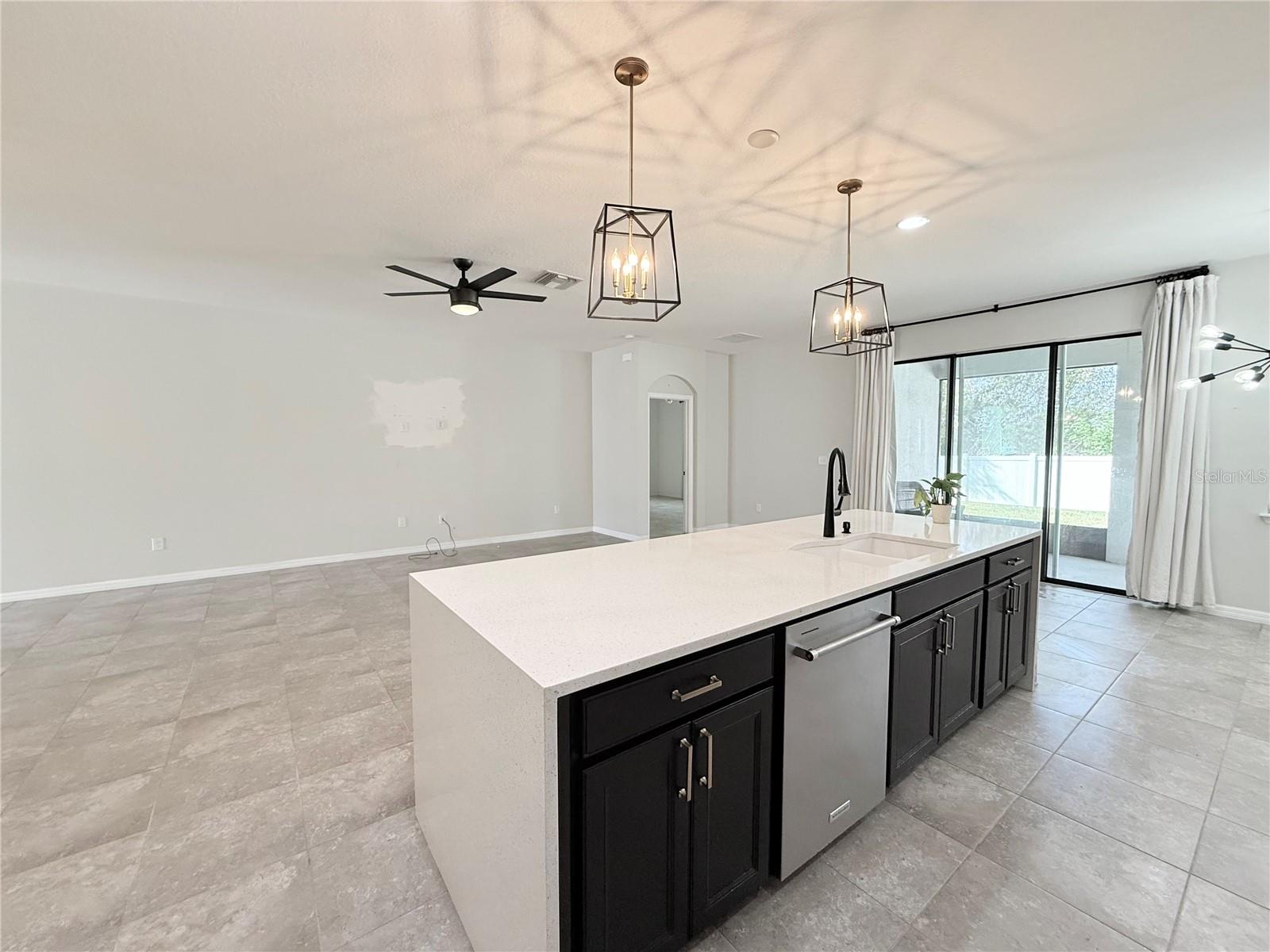 10436 SCENIC HOLLOW DR