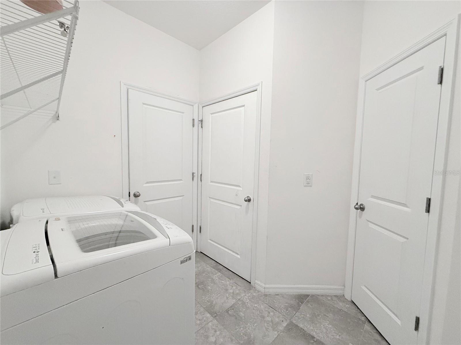 10436 SCENIC HOLLOW DR