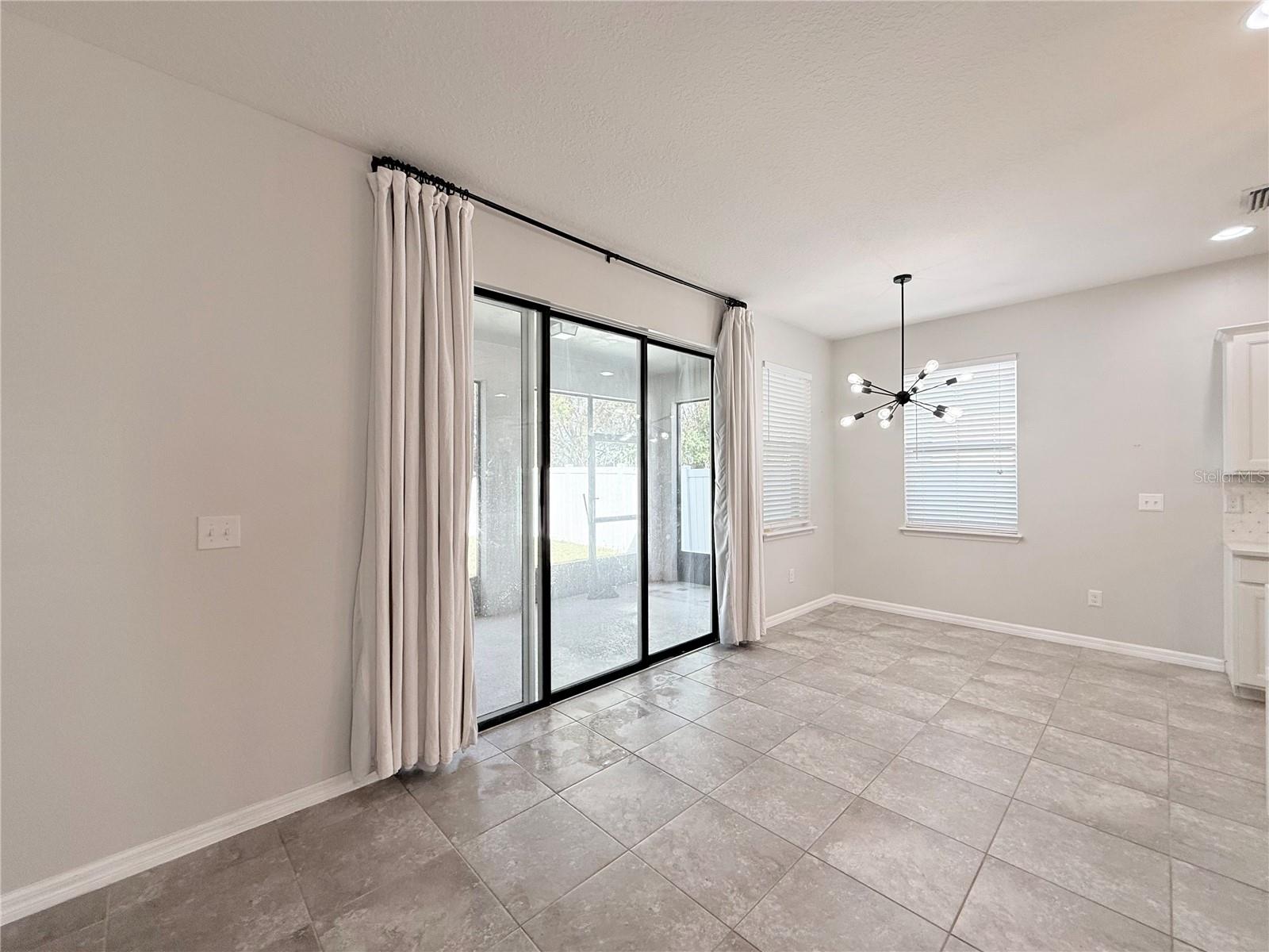 10436 SCENIC HOLLOW DR