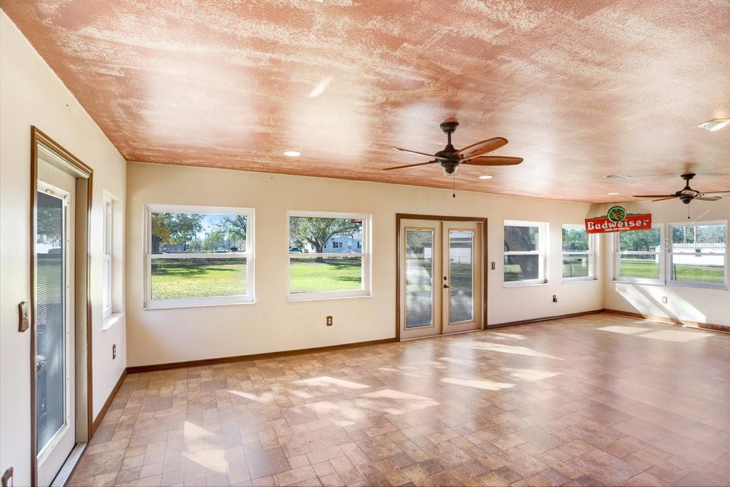 6819 STAFFORD RD