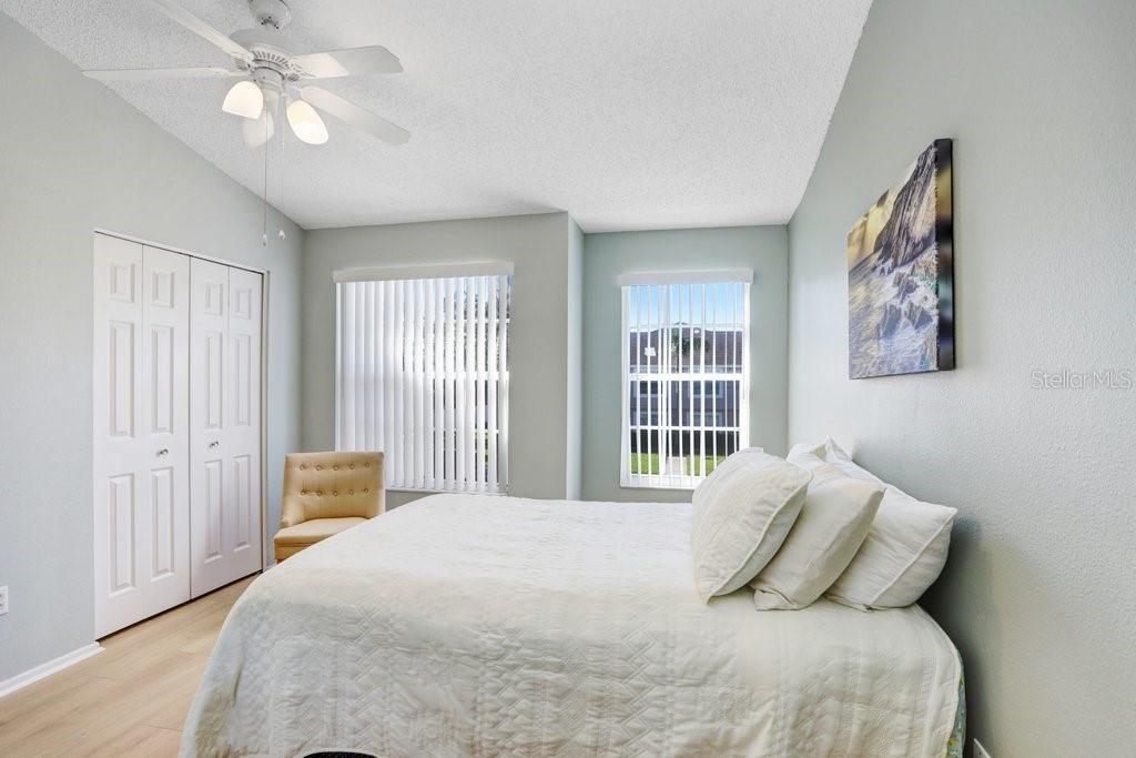 435 KENSINGTON LAKE CRK