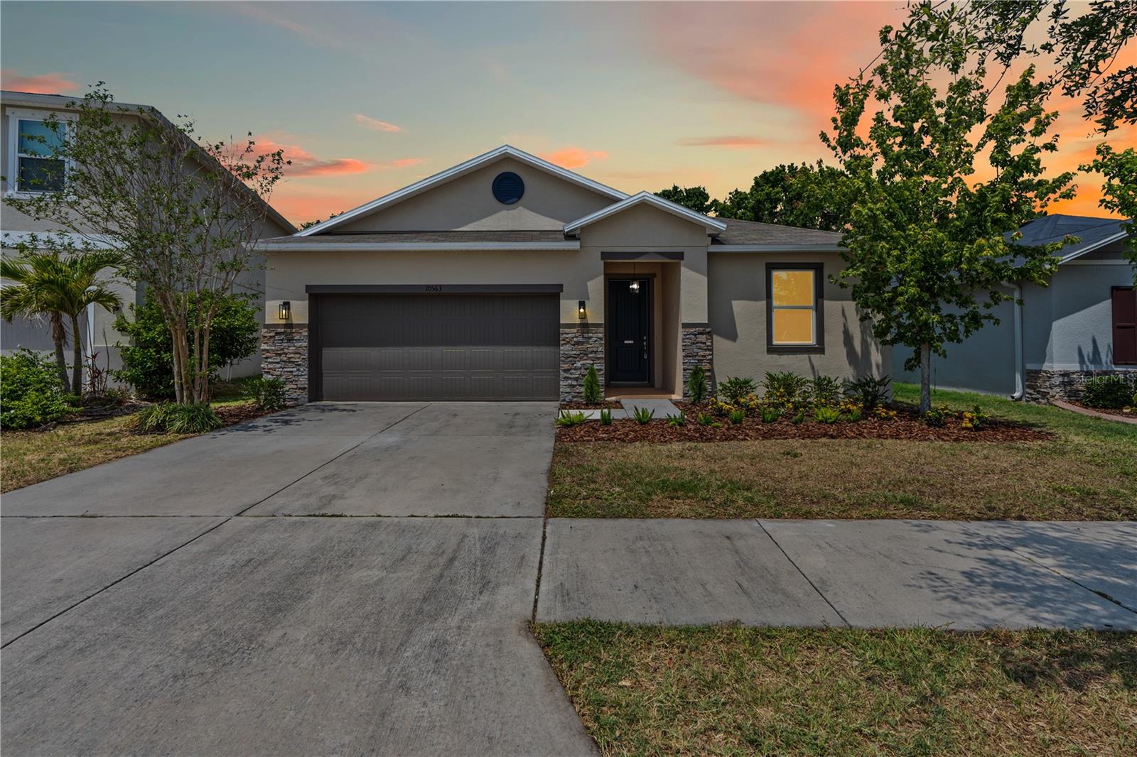 10563 LAGUNA PLAINS DR