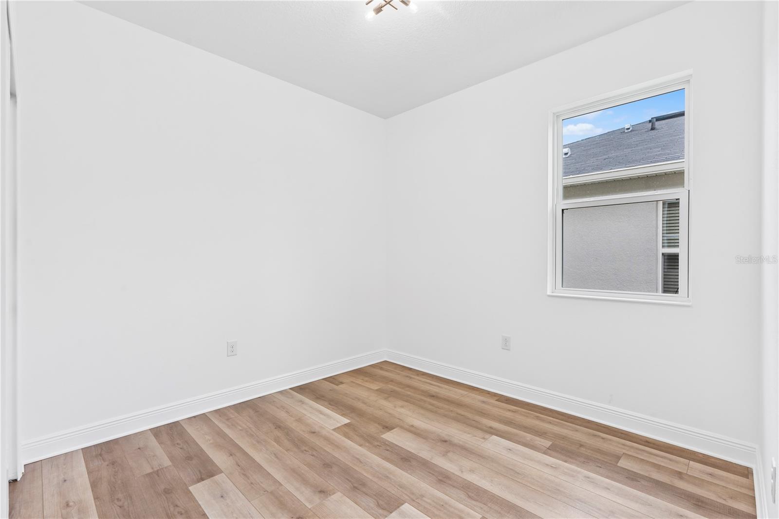 10563 LAGUNA PLAINS DR