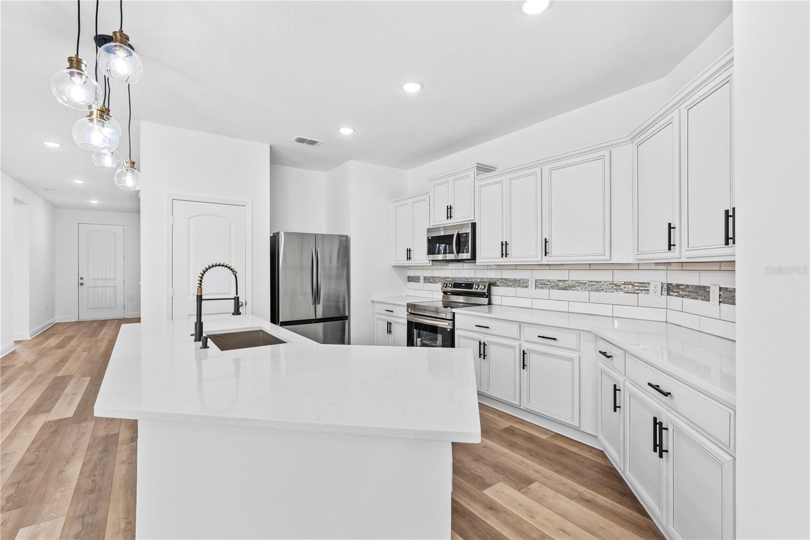 10563 LAGUNA PLAINS DR