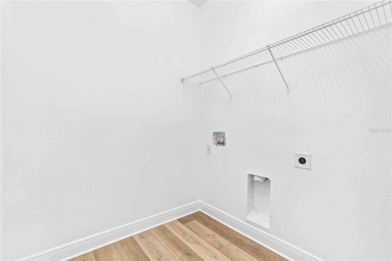 10563 LAGUNA PLAINS DR