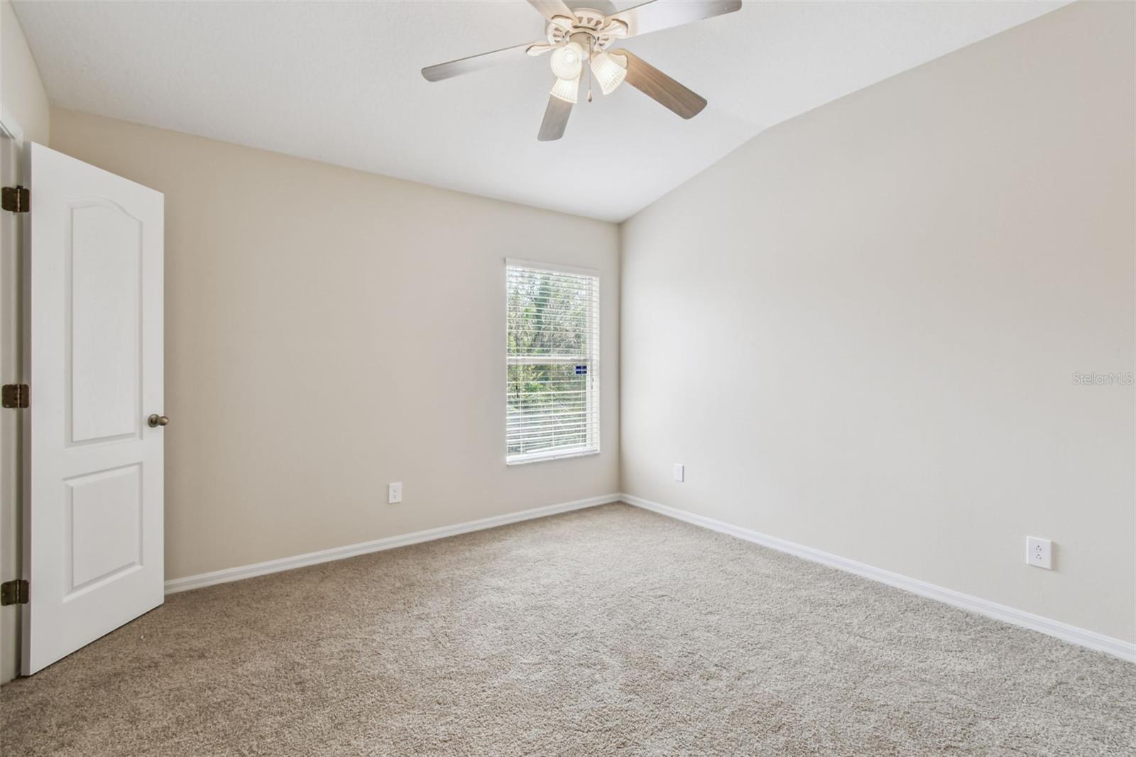 15813 FISHHAWK FALLS DR