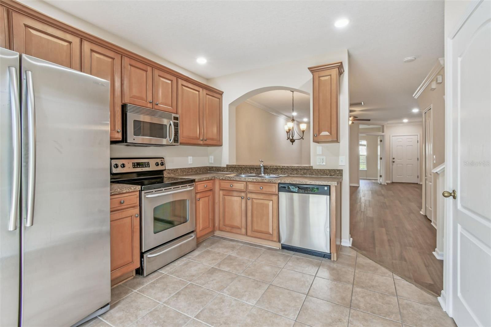 15813 FISHHAWK FALLS DR