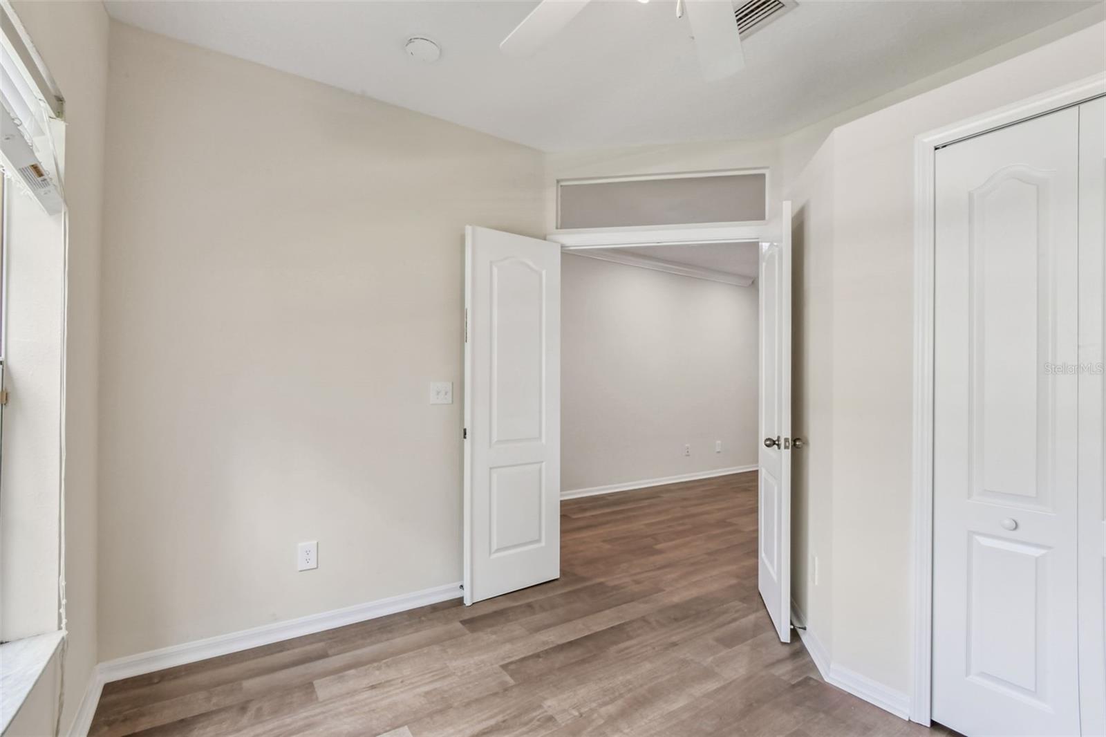 15813 FISHHAWK FALLS DR