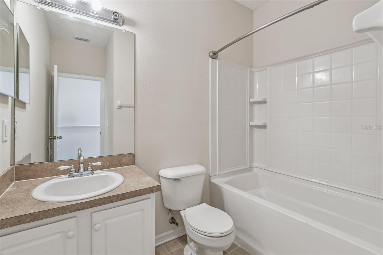 15813 FISHHAWK FALLS DR