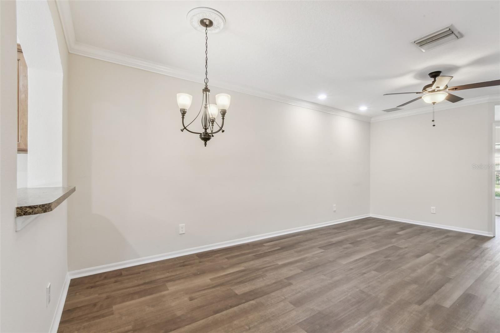 15813 FISHHAWK FALLS DR