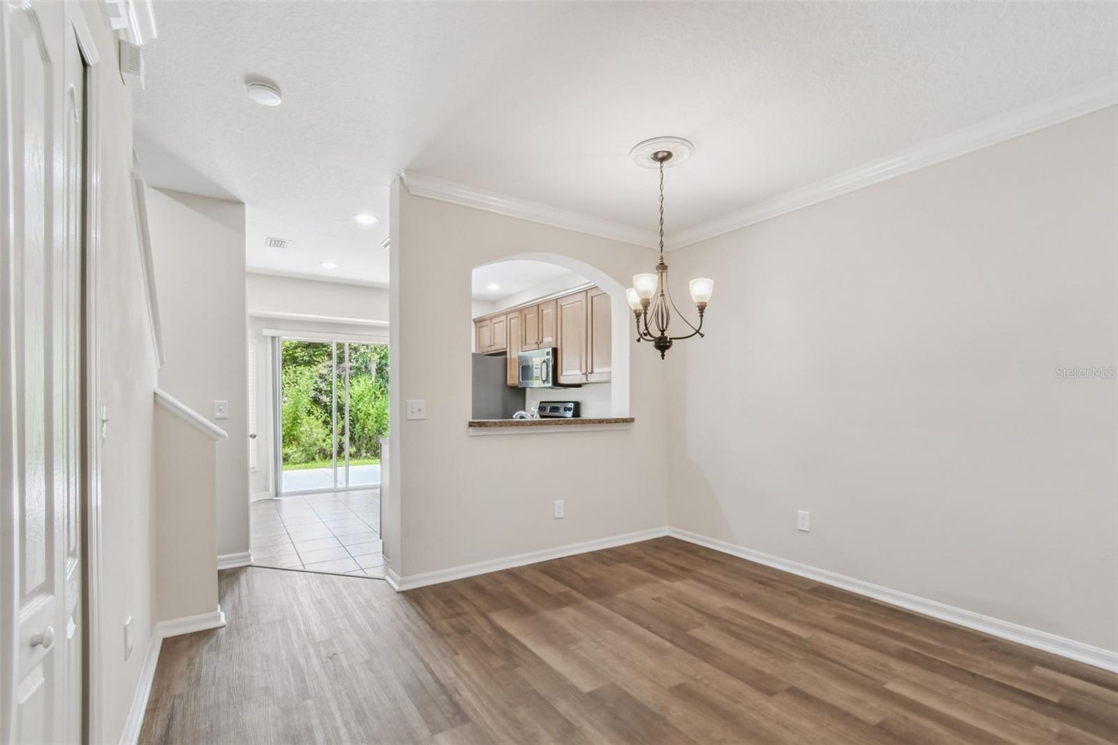 15813 FISHHAWK FALLS DR