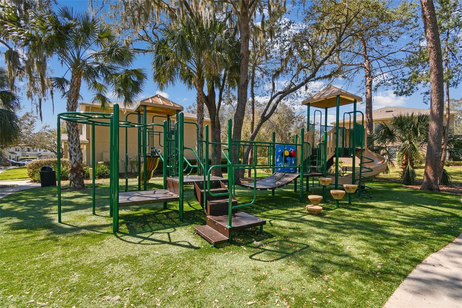 15813 FISHHAWK FALLS DR