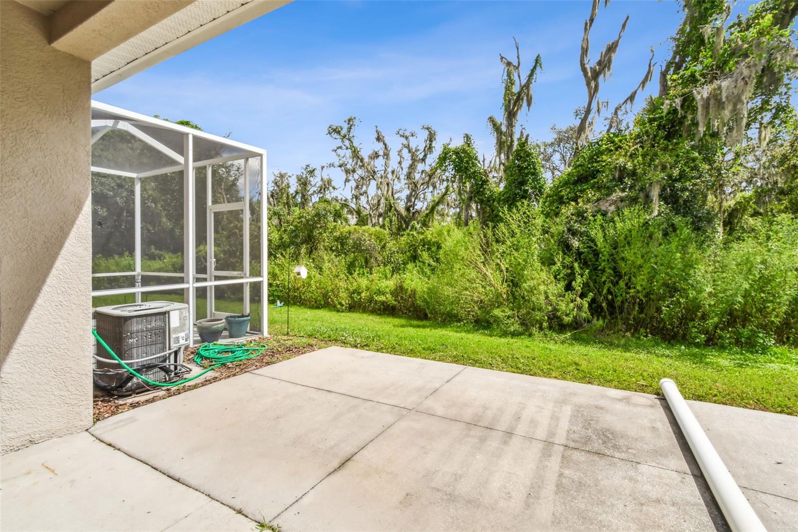 15813 FISHHAWK FALLS DR