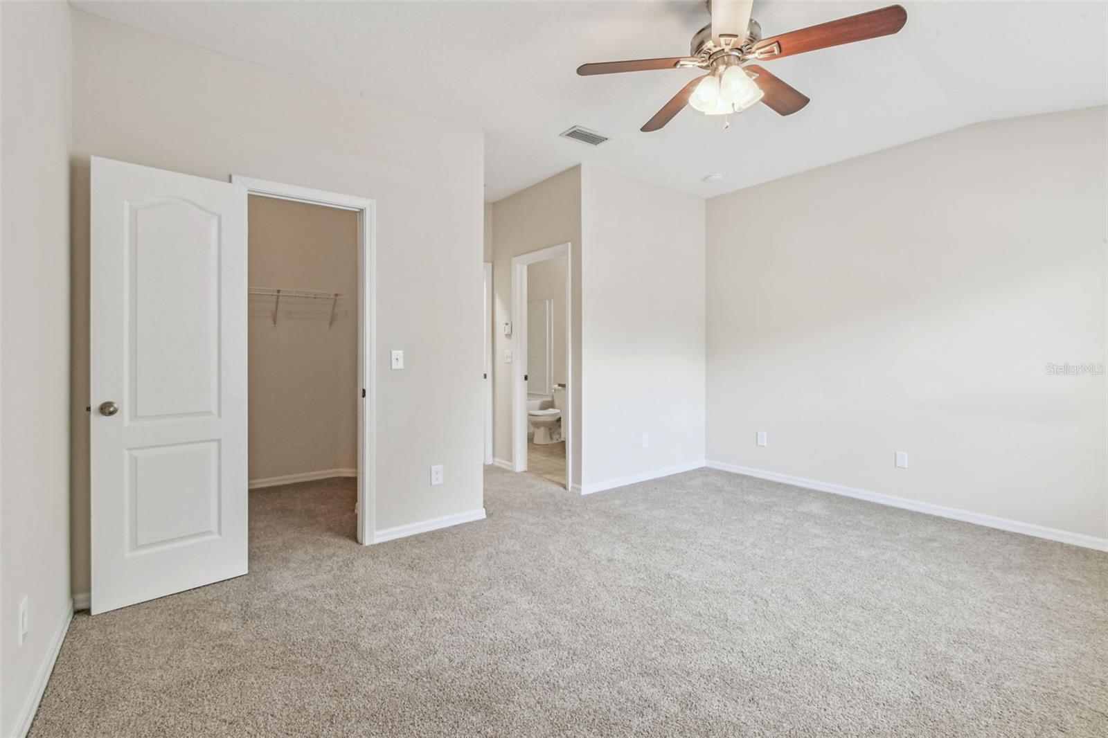 15813 FISHHAWK FALLS DR