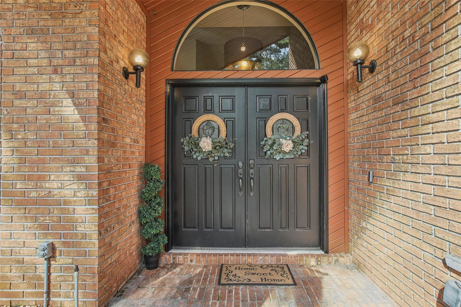 2110 ARBOR OAKS DR