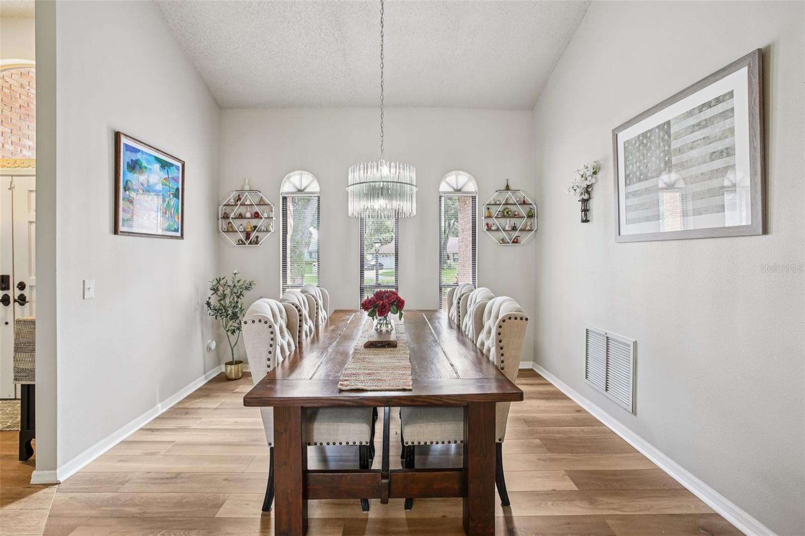 2110 ARBOR OAKS DR