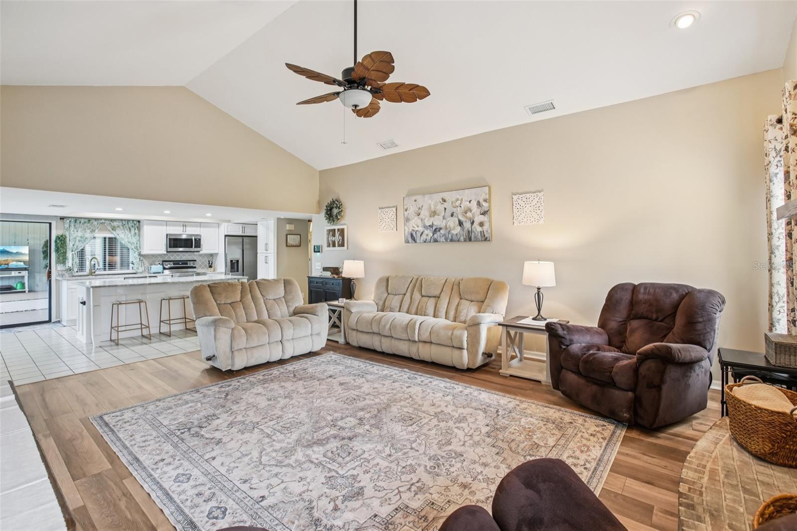 2110 ARBOR OAKS DR