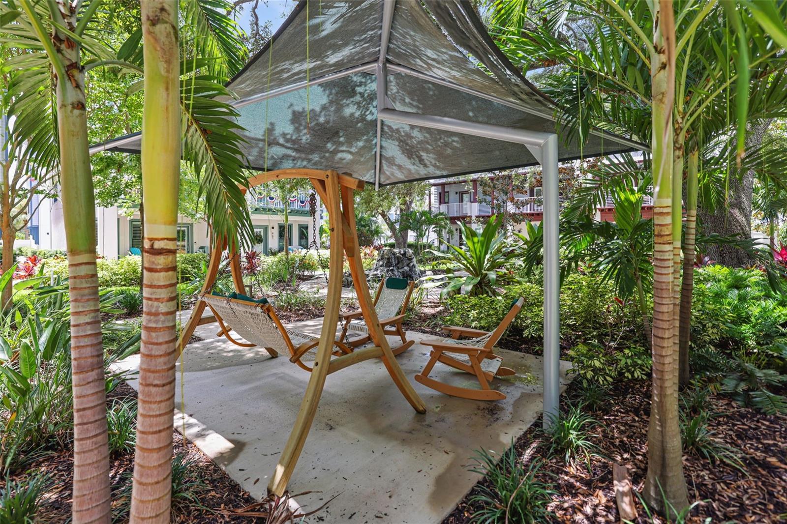 946 HIGHLAND AVE #62