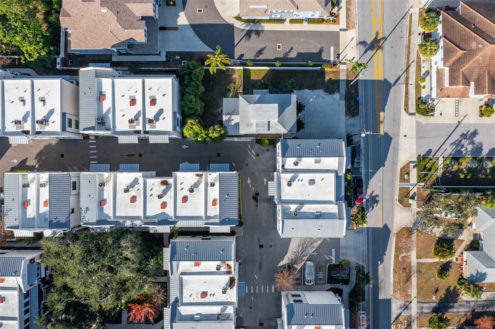 946 HIGHLAND AVE #62