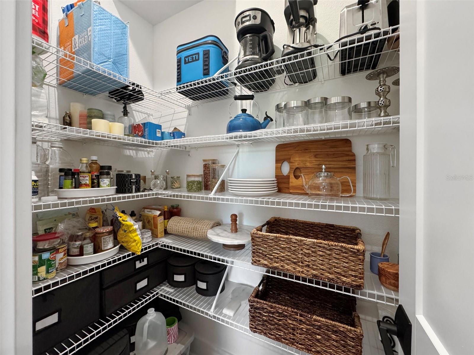 946 HIGHLAND AVE #62