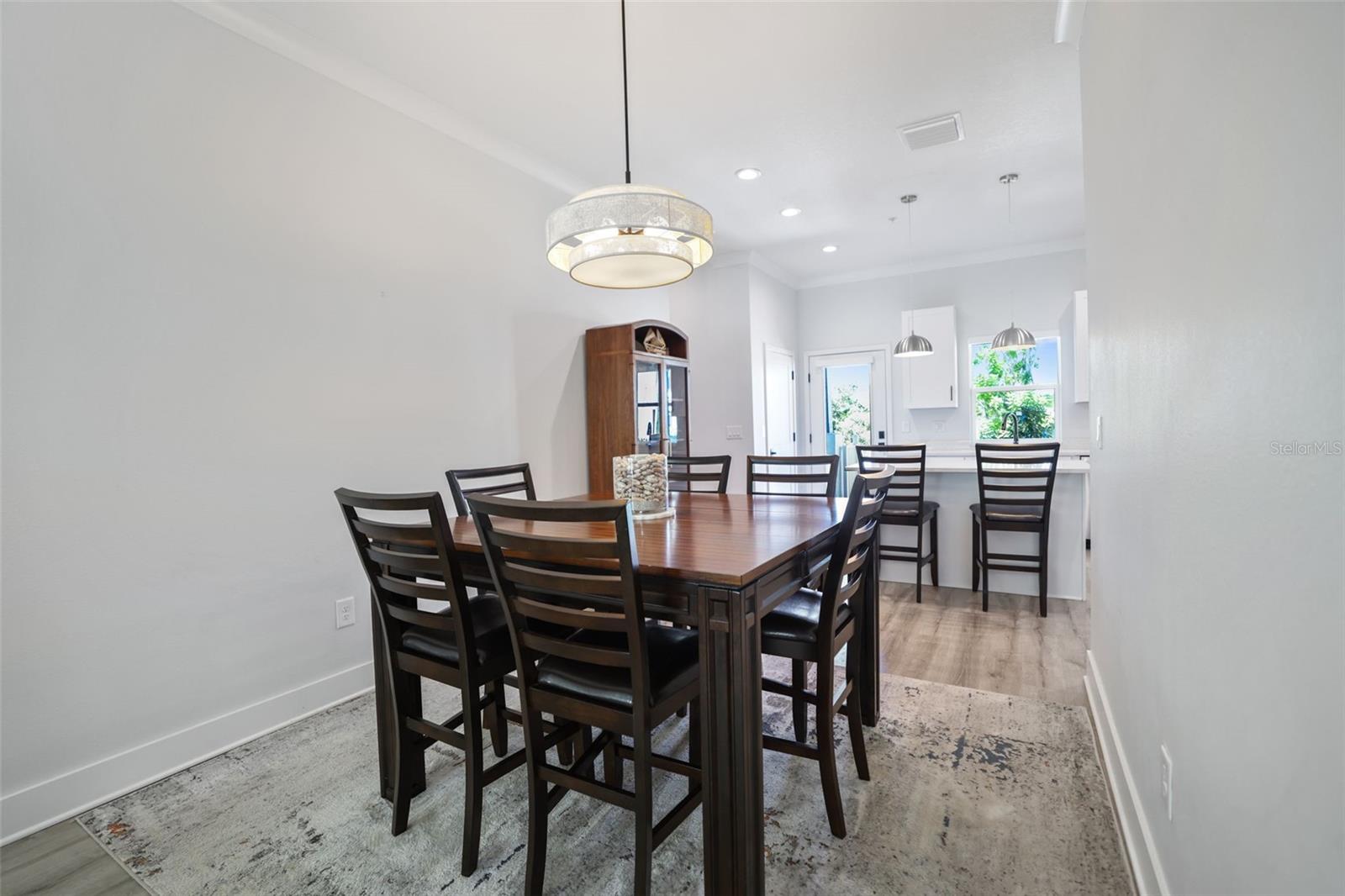 946 HIGHLAND AVE #62