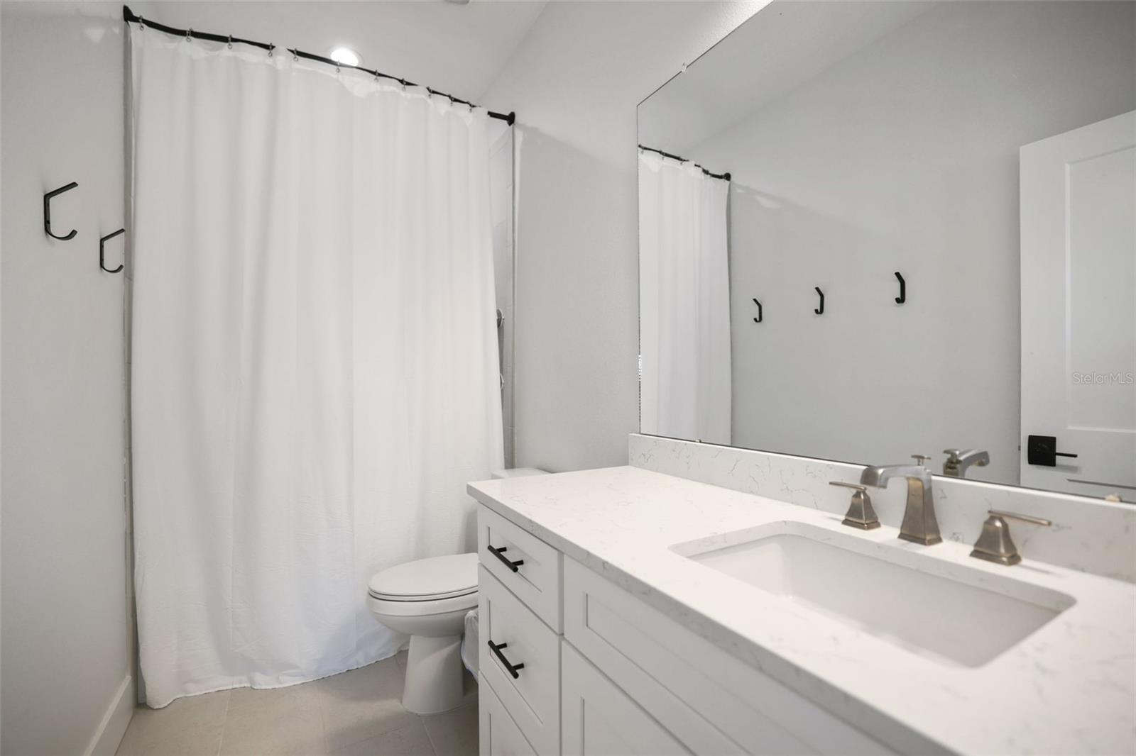 946 HIGHLAND AVE #62