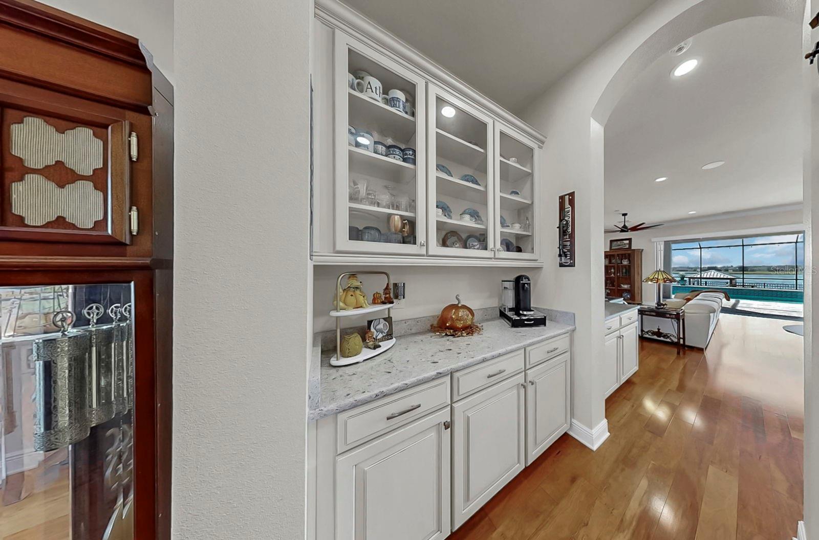 11337 LAKE LUCAYA DR