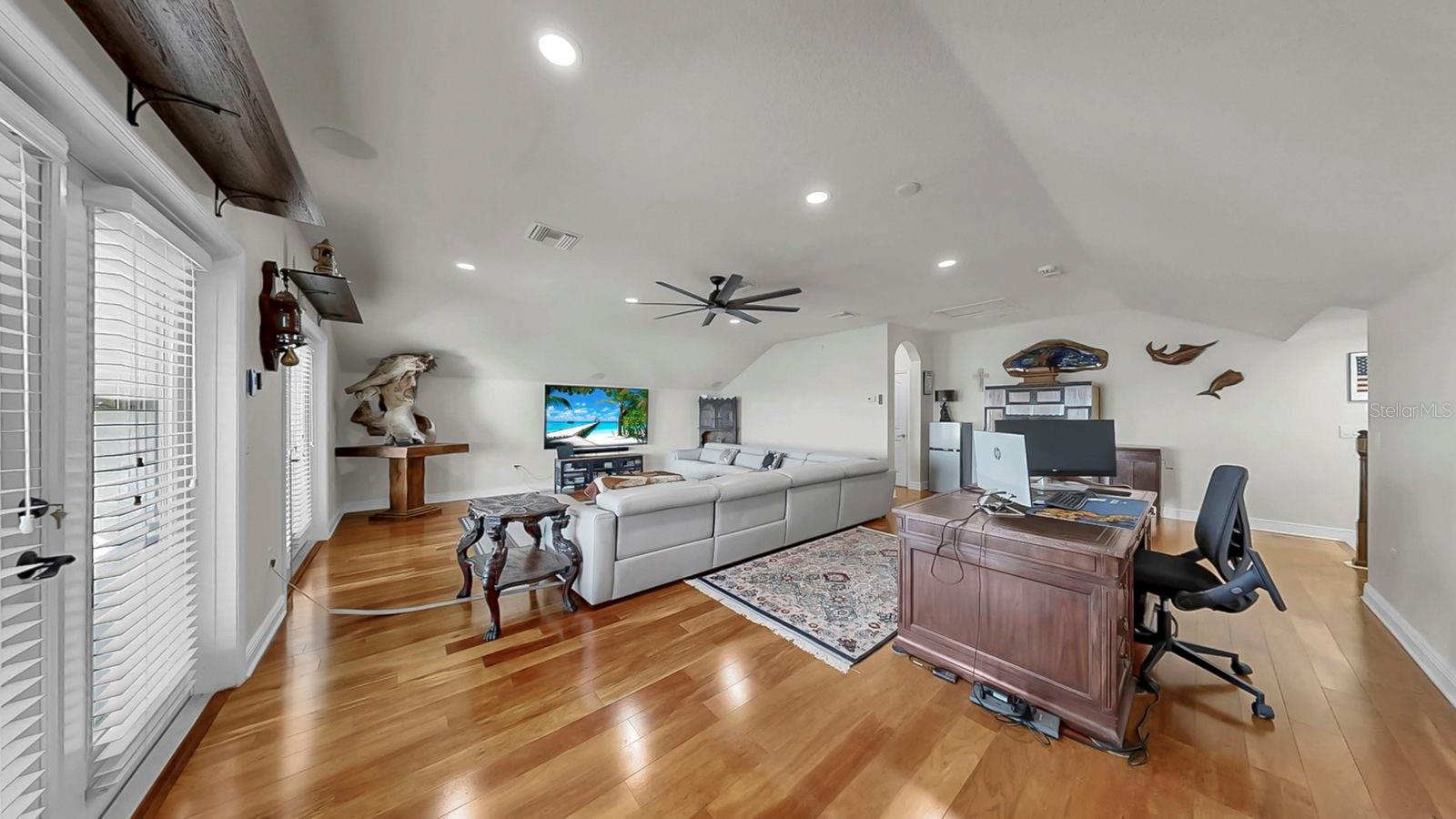 11337 LAKE LUCAYA DR